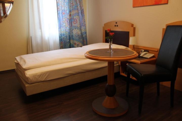 Zum Loewen Otel Bad Homburg vor der Höhe Oda fotoğraf
