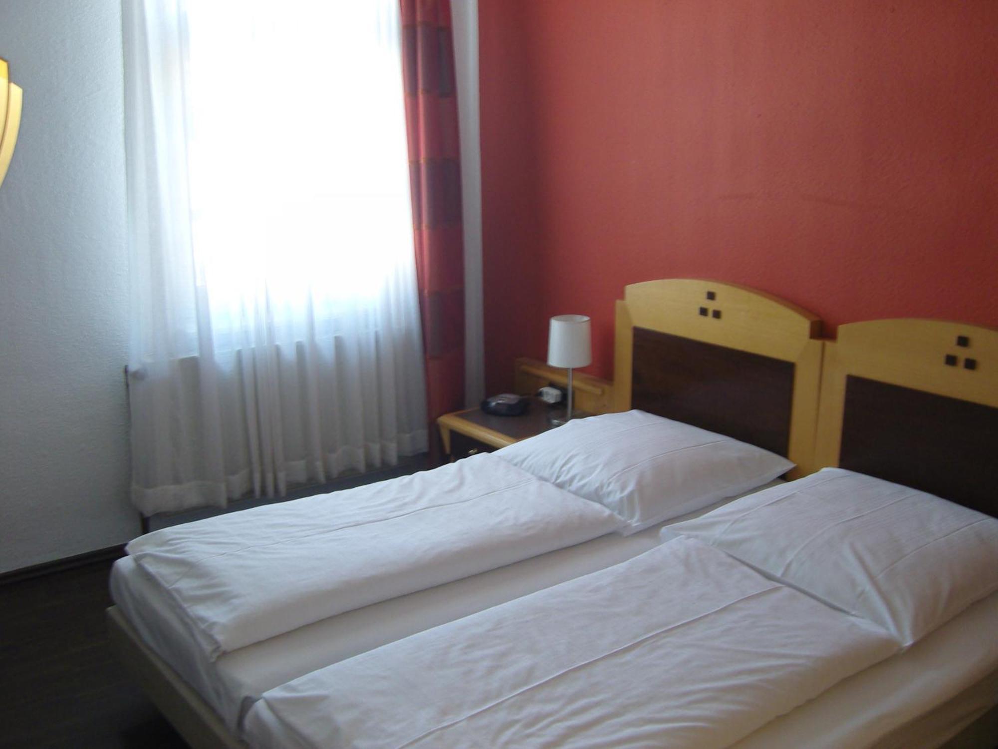 Zum Loewen Otel Bad Homburg vor der Höhe Dış mekan fotoğraf